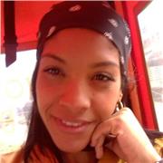 Niñera y ayudante de manualidades